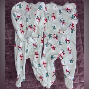 Old Navy Mint Green Snowman Print Baby Footie Sleepers